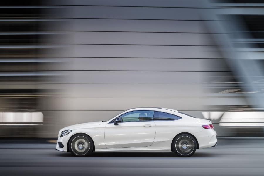  Mercedes-AMG C43 4Matic Coupe 2016 года  (фото 7 из 23)